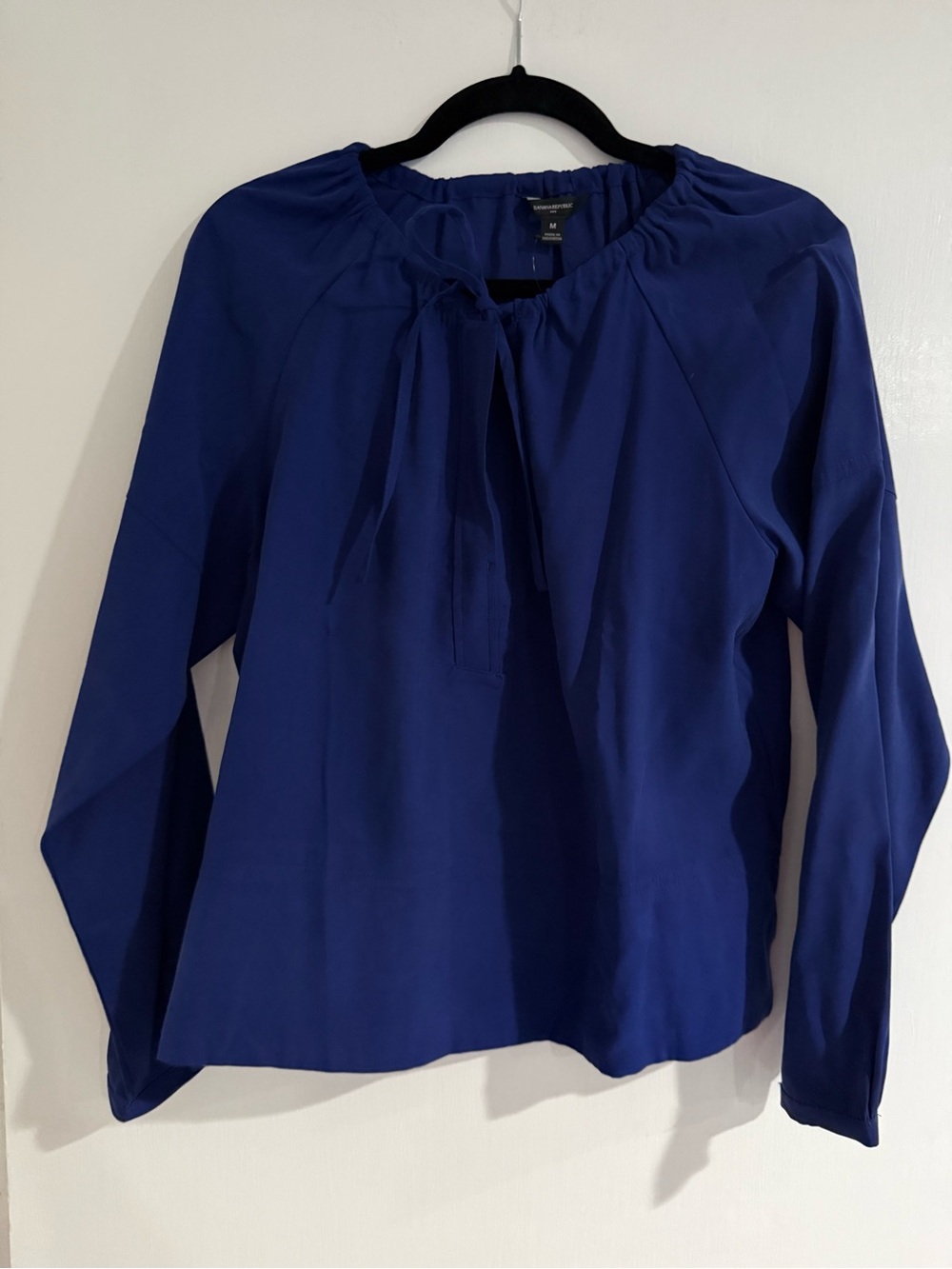 Women’s Blue Long-Sleeve Peasant Blouse